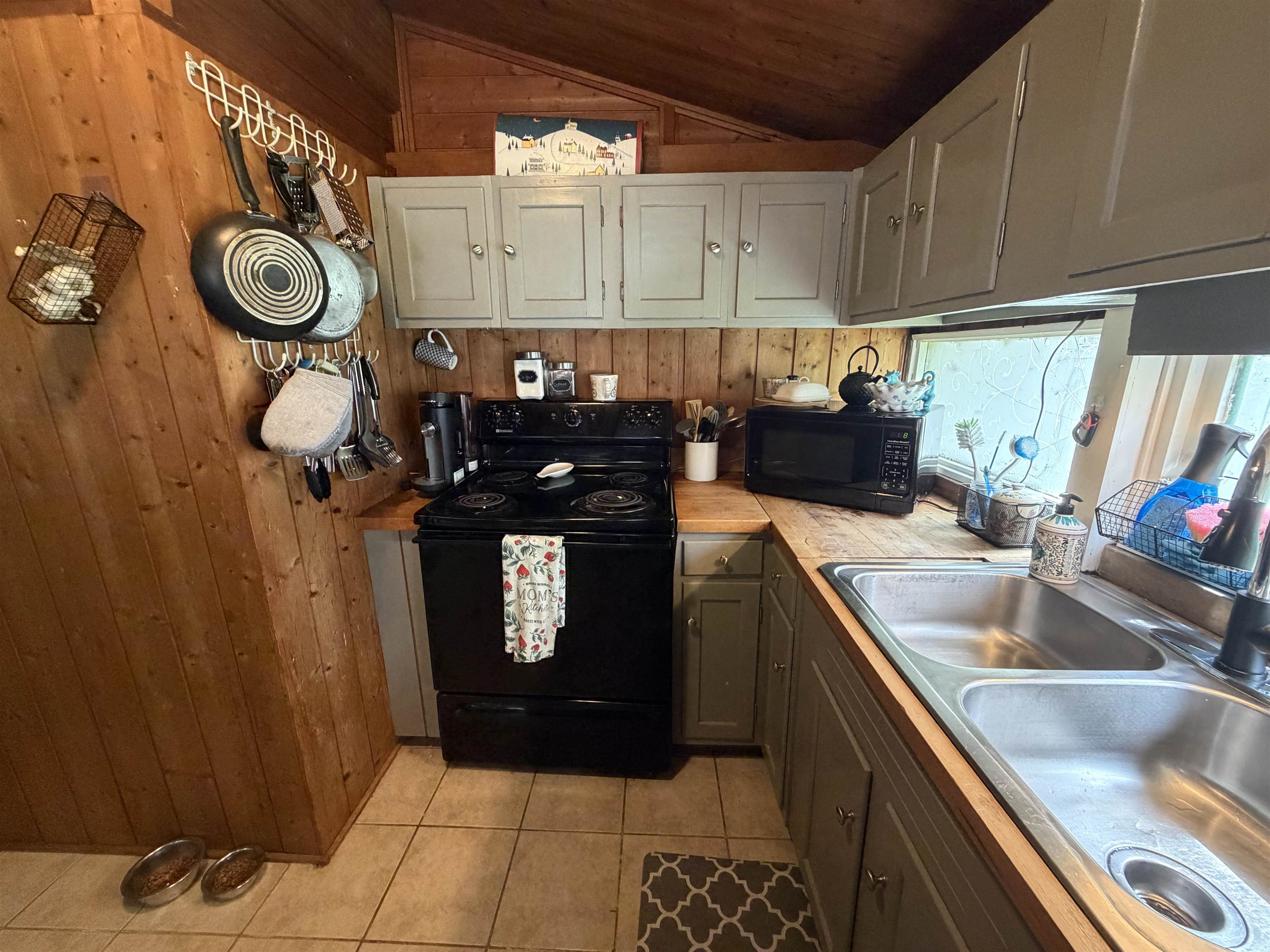 58 Scandia Village Road Wardsboro, VT 05360 - Photo 8 of 34
