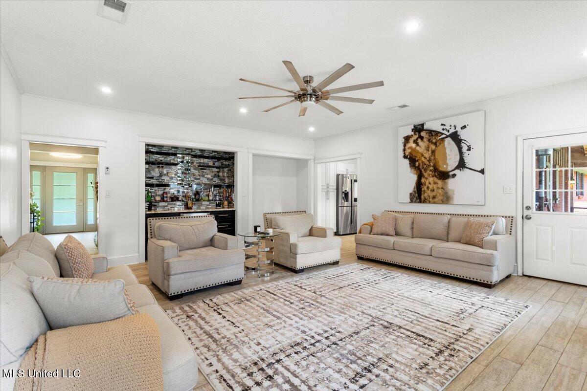 1404 Neal Road Picayune, MS 39466 - Photo 20 of 36 24-HJ0A9955