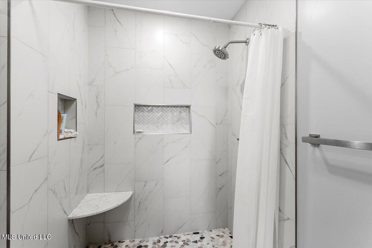 1404 Neal Road Picayune, MS 39466 - Photo 34 of 36 38-HJ0A0006