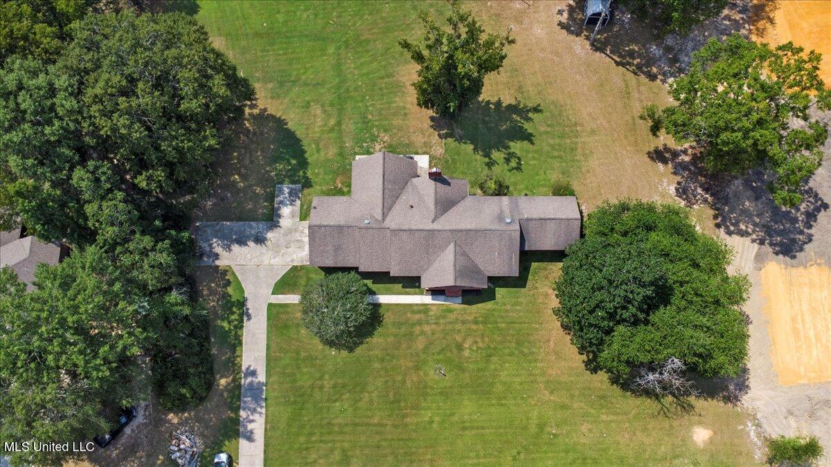 1404 Neal Road Picayune, MS 39466 - Photo 4 of 36 07-DJI_0483