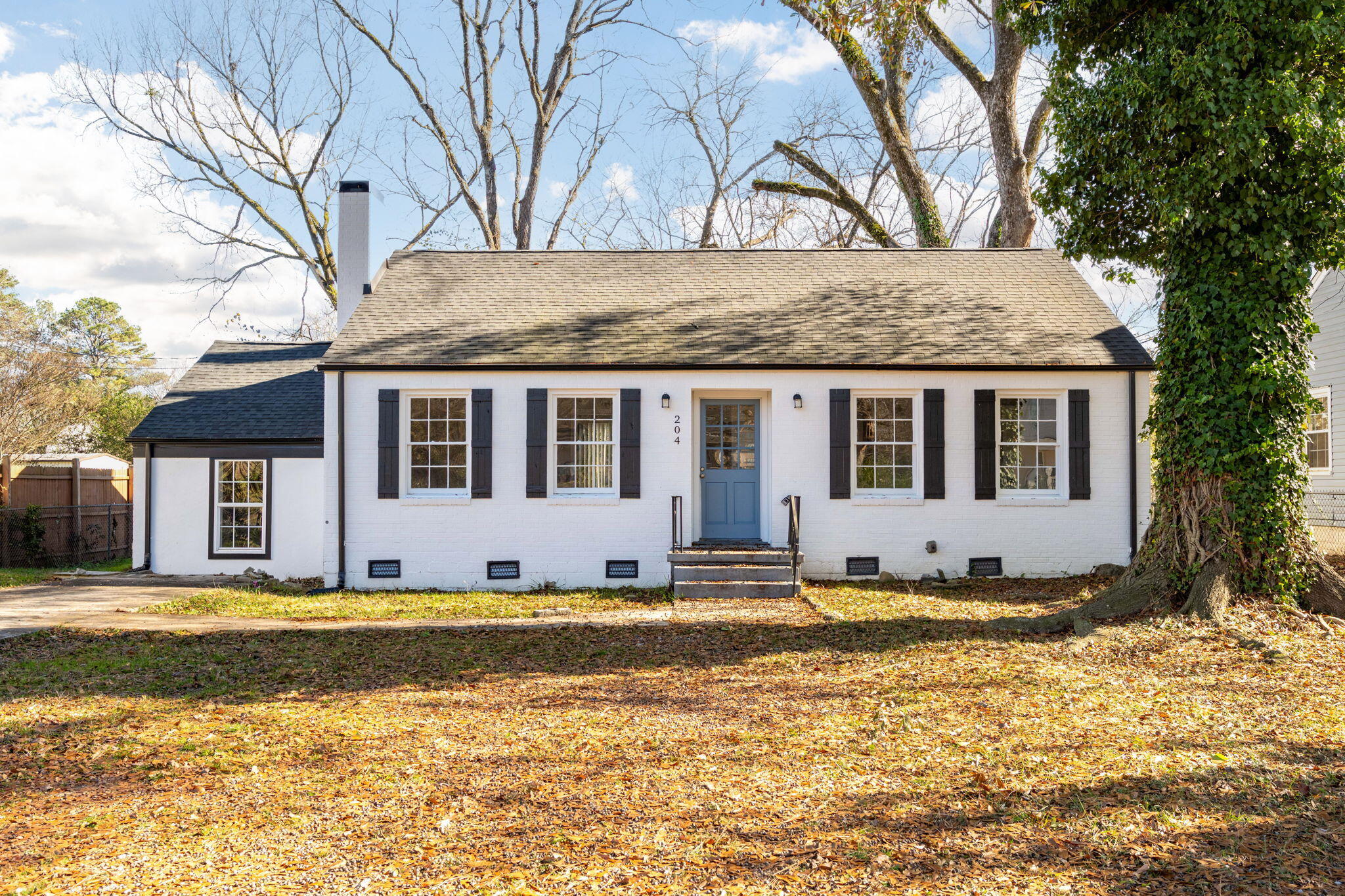 204 Shawnee Trail Chattanooga, TN 37411 - Photo 1 of 33 1-web-or-mls-DSC_5437