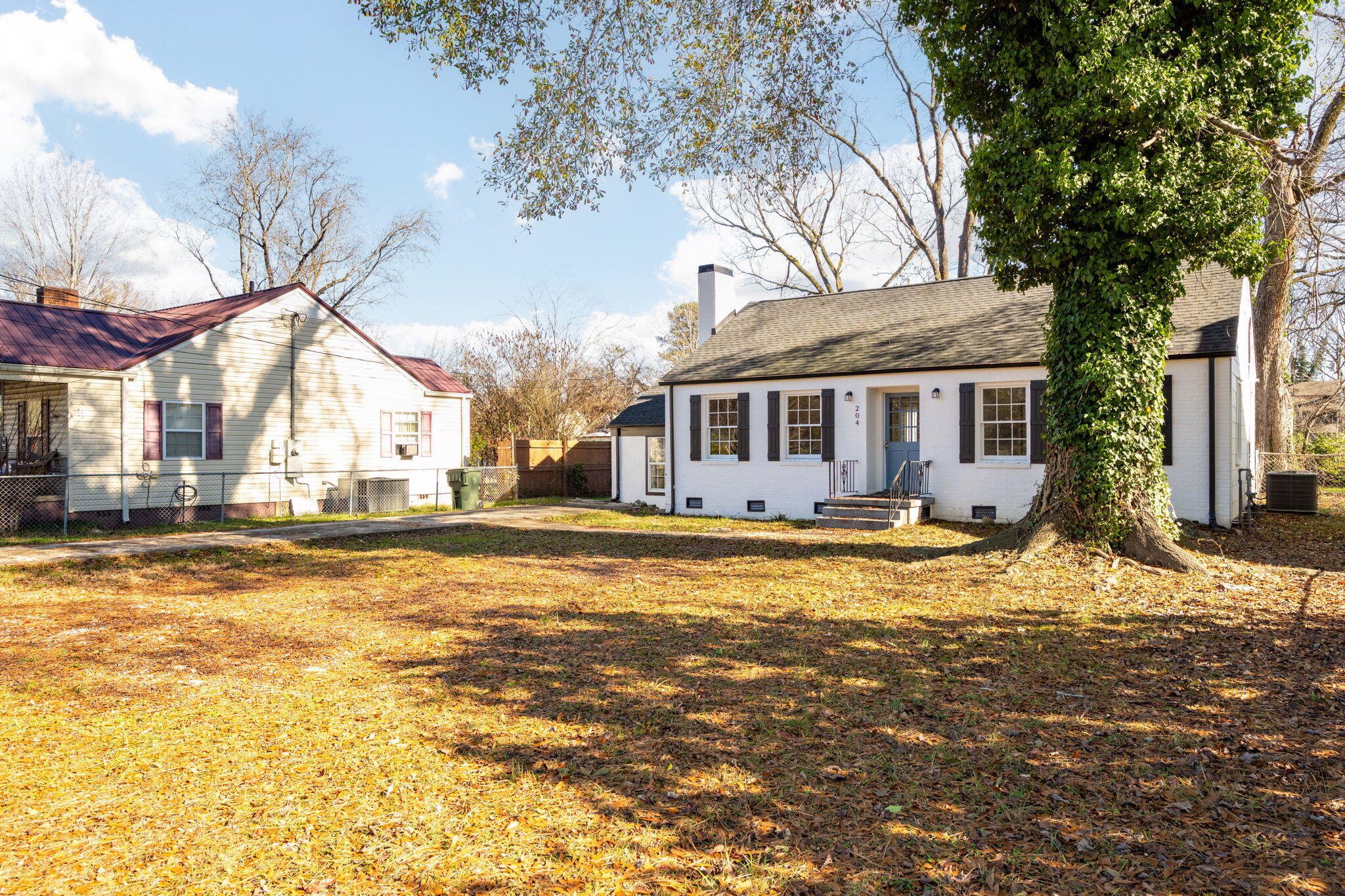 204 Shawnee Trail Chattanooga, TN 37411 - Photo 4 of 33 3-web-or-mls-DSC_5439