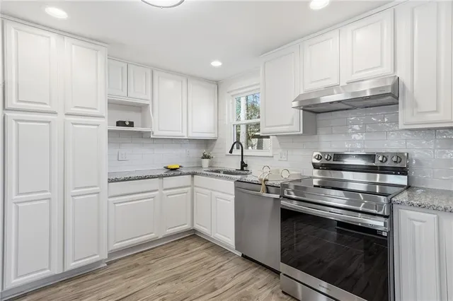 $415,000 | 1130 Worthington Hills Drive, Roswell, GA 30076