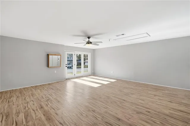 $415,000 | 1130 Worthington Hills Drive, Roswell, GA 30076