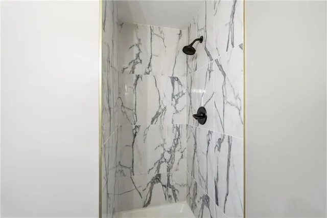 $415,000 | 1130 Worthington Hills Drive, Roswell, GA 30076