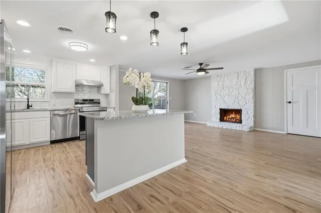 $415,000 | 1130 Worthington Hills Drive, Roswell, GA 30076