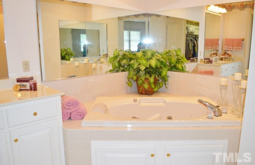 654 Spanish Oak Road Elon, NC 27244 - Photo 16 of 25 Gallery Image 16