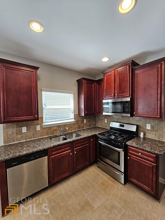 99 Matador Way Newnan, GA 30263 - Photo 3 of 23