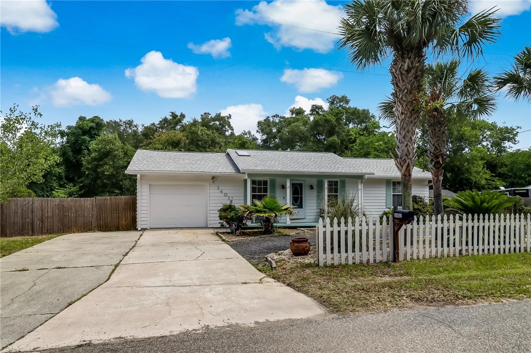 1401 Leon Street Fernandina Beach, FL 32034 - Photo 4 of 32