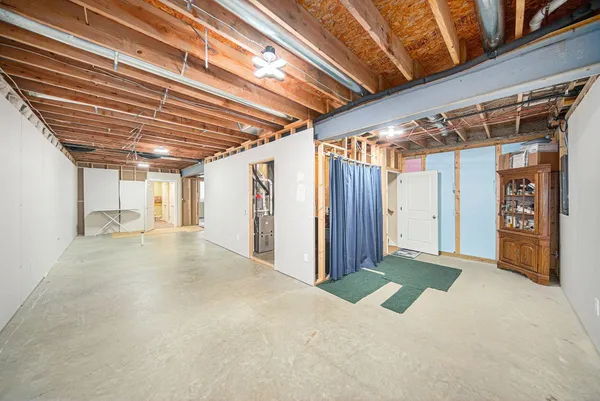 $350,000 | 132 Remington Drive, Spring Arbor, MI 49283