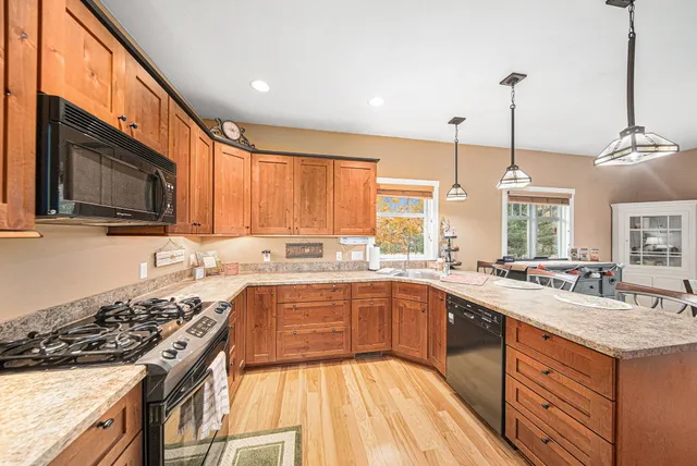 $359,000 | 132 Remington Drive, Spring Arbor, MI 49283