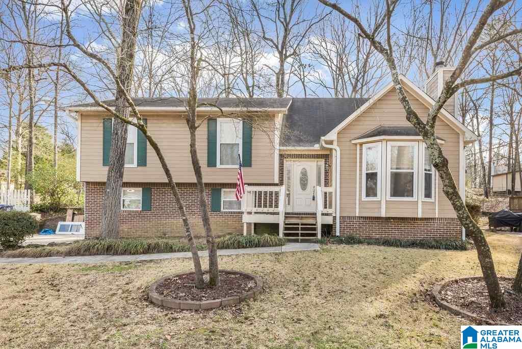 925 5th Court Northwest Alabaster, AL 35007 - Photo 1 of 17