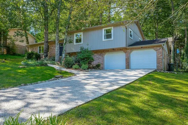 $2,900 | 819 Skyline Park Drive, Signal Mountain, TN 37377