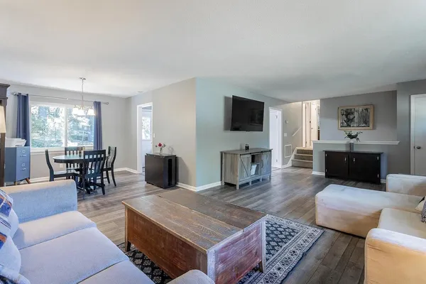 $2,900 | 819 Skyline Park Drive, Signal Mountain, TN 37377