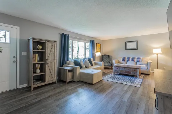 $2,900 | 819 Skyline Park Drive, Signal Mountain, TN 37377