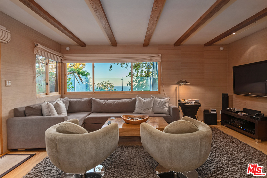 31226 Bailard Road Malibu, CA 90265 - Photo 14 of 23