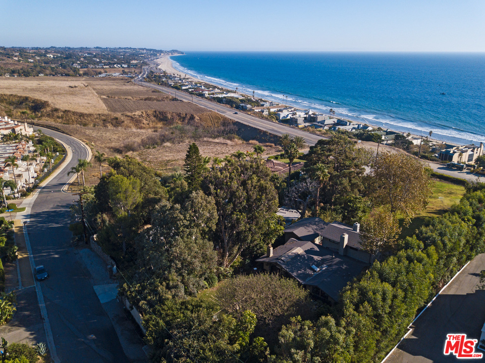31226 Bailard Road Malibu, CA 90265 - Photo 22 of 23