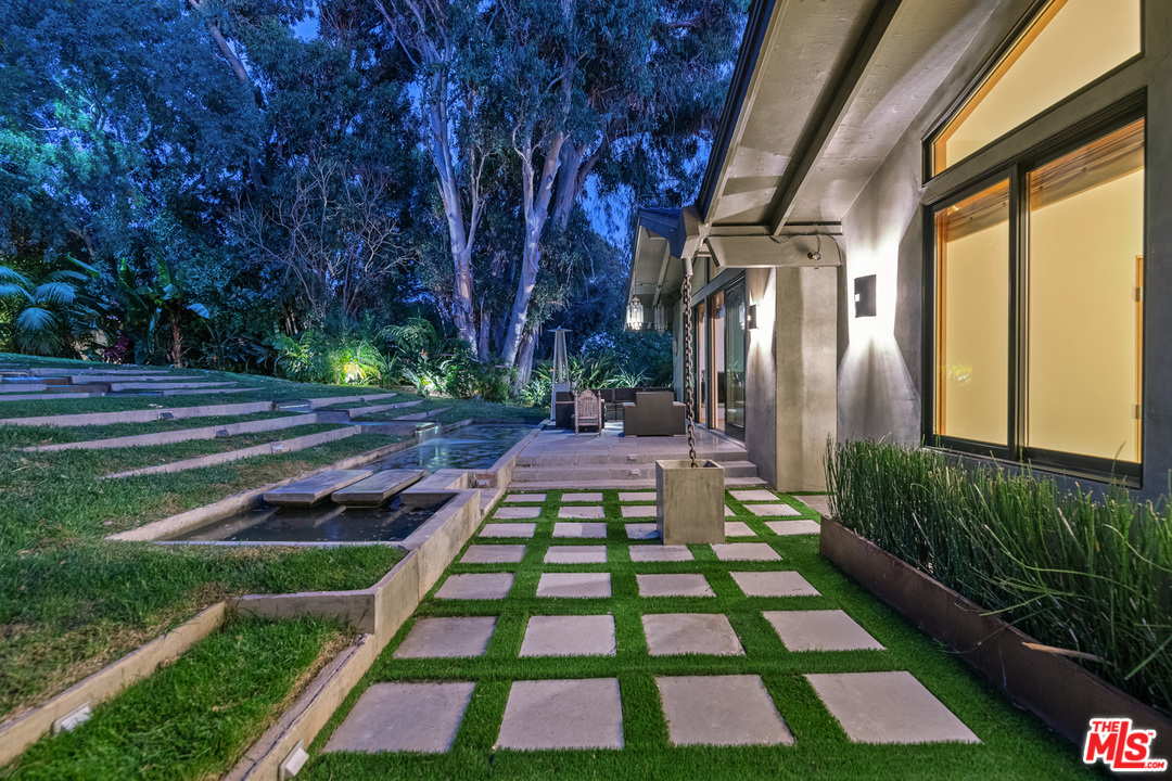 31226 Bailard Road Malibu, CA 90265 - Photo 4 of 23