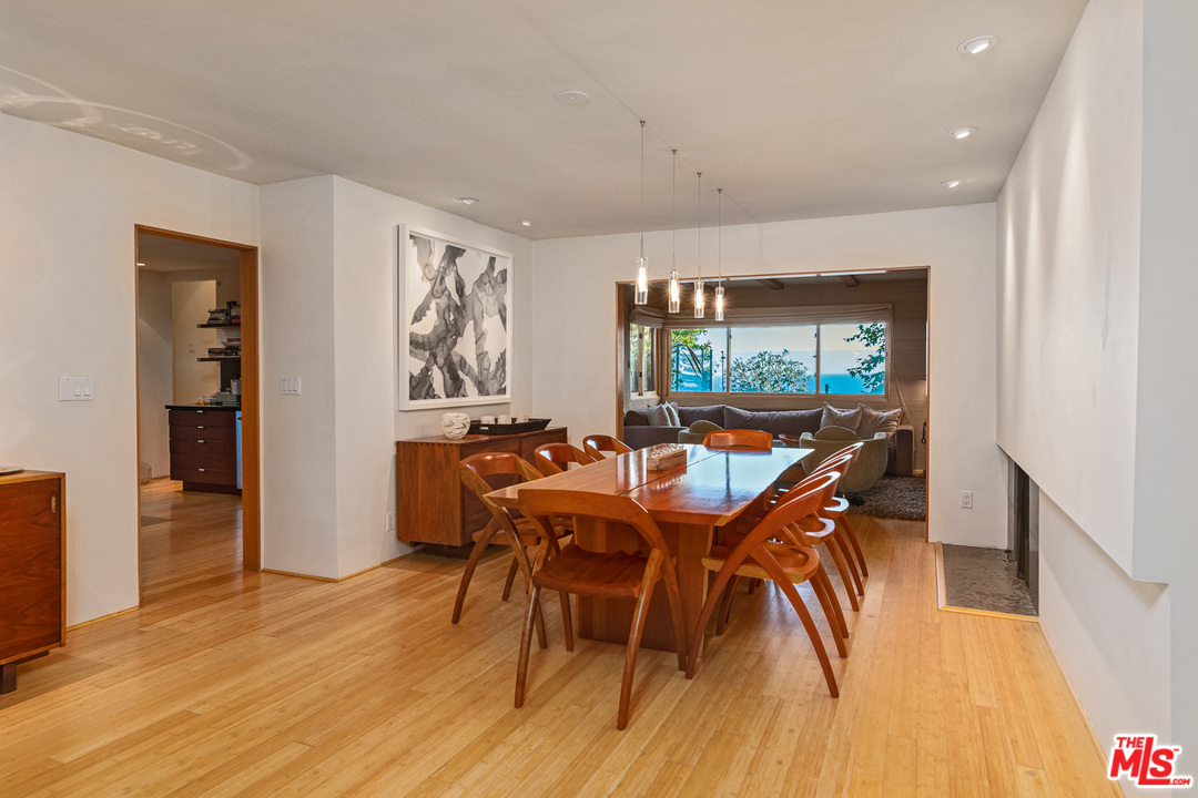 31226 Bailard Road Malibu, CA 90265 - Photo 10 of 23