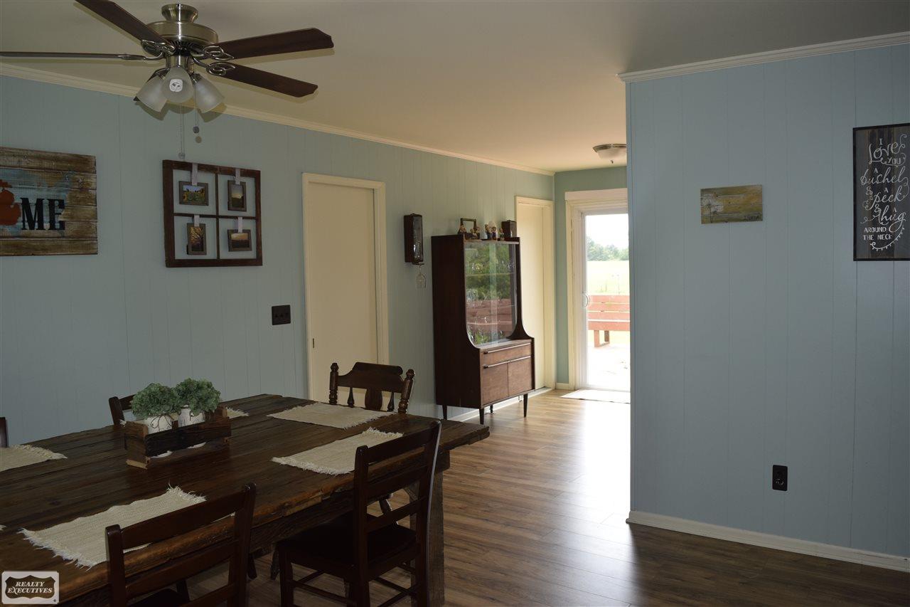 78409 Romeo Plank Road Armada, MI 48005 - Photo 14 of 32 Dining Room