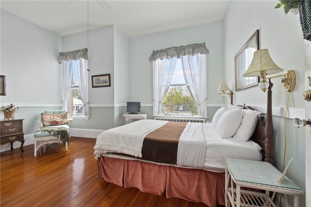 406 Bellevue Avenue Newport, RI 02840 - Photo 20 of 44