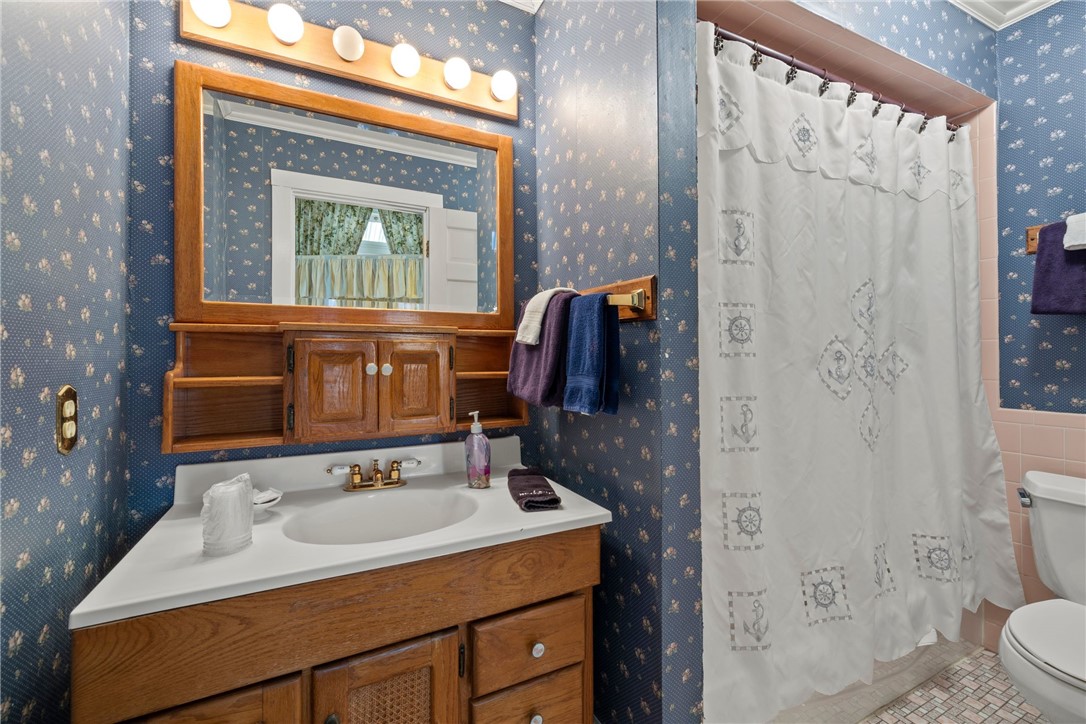 406 Bellevue Avenue Newport, RI 02840 - Photo 39 of 44