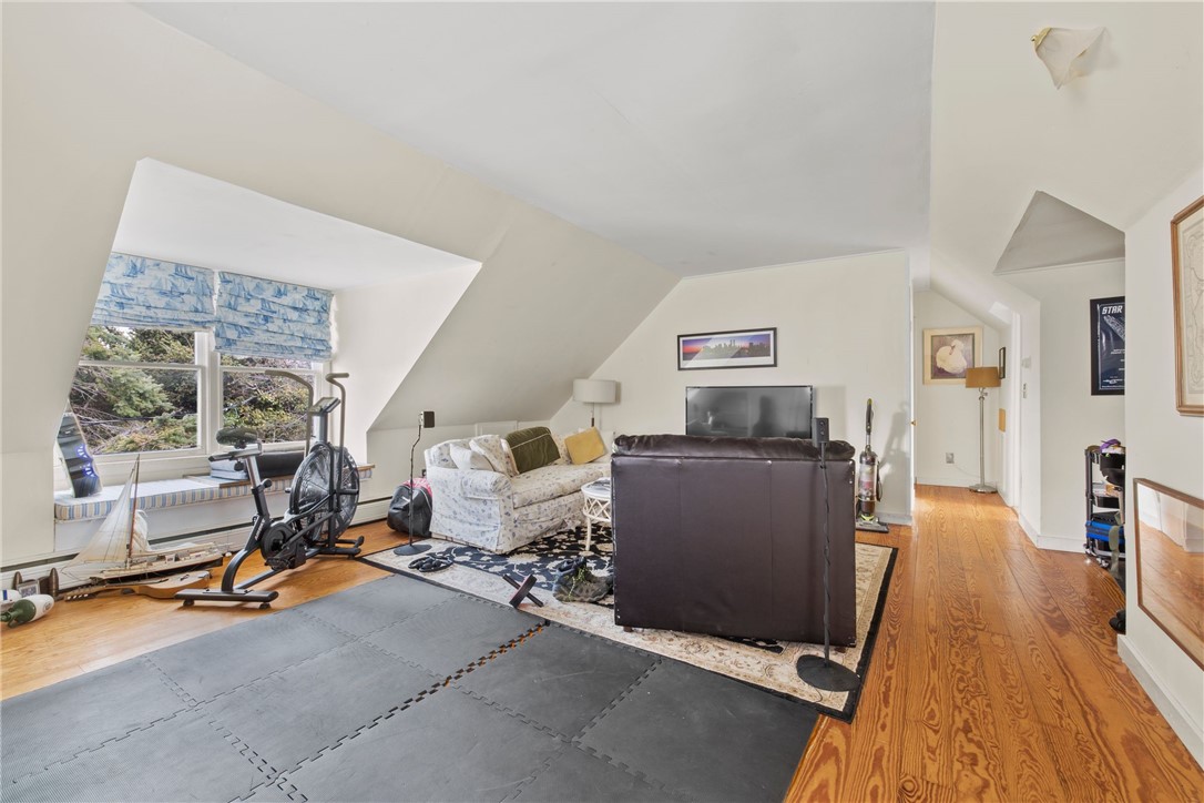 406 Bellevue Avenue Newport, RI 02840 - Photo 42 of 44