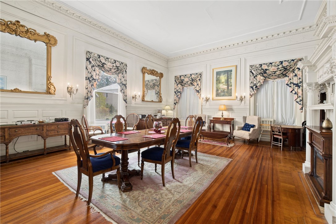 406 Bellevue Avenue Newport, RI 02840 - Photo 8 of 44