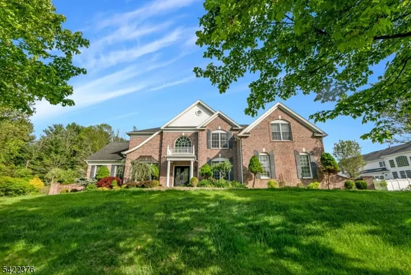 $1,149,999 | 4 Greenbriar Court, Flanders, NJ 07836