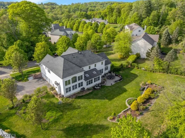 $1,149,999 | 4 Greenbriar Court, Flanders, NJ 07836