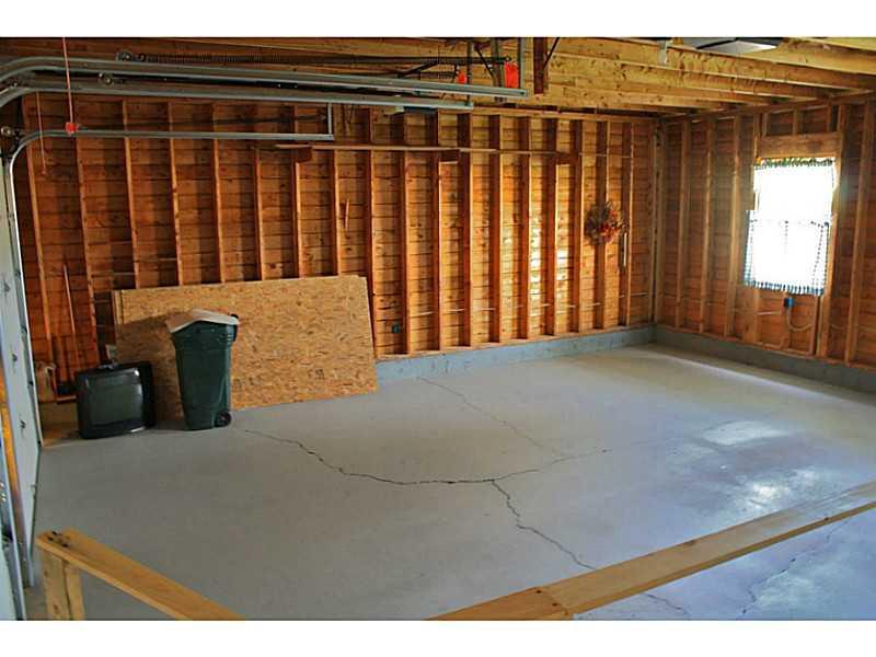 1526 Chapman Road Mapleton, ME 04757 - Photo 25 of 27 Parking Lot/Garage.