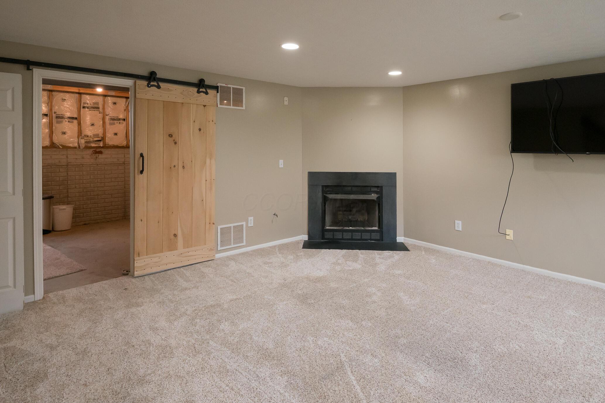 235 Millpond Road Sunbury, OH 43074 - Photo 9 of 24 Rec Room