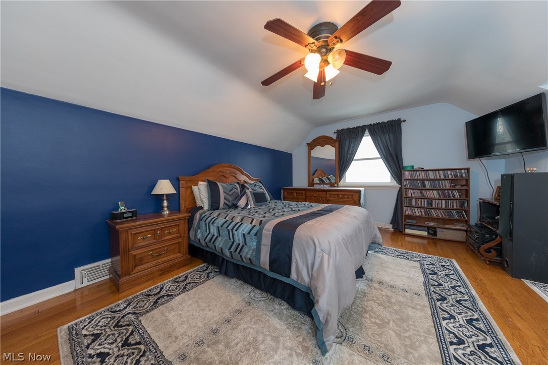 4540 Greenwold Road South Euclid, OH 44121 - Photo 23 of 34 master bedroom