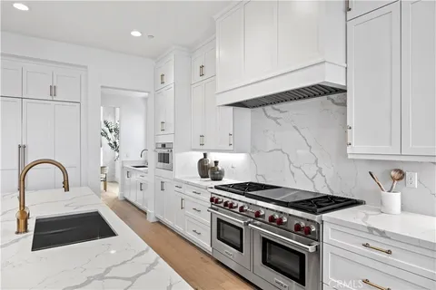 $6,895,000 | 1736 Port Sheffield Place, Newport Beach, CA 92660