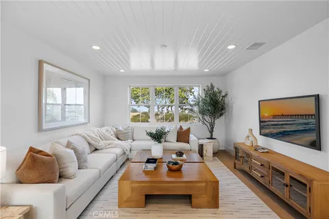 $6,895,000 | 1736 Port Sheffield Place, Newport Beach, CA 92660