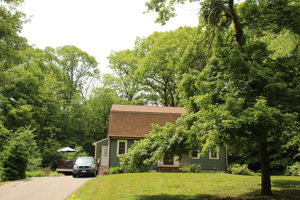 10 Forge Hill Road Franklin, MA 02038 - Photo 3 of 9 Gallery Image 3