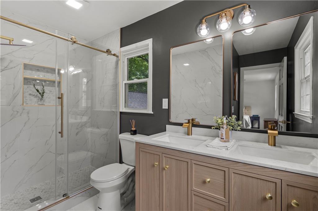 3042 Pathview Lane Marietta, GA 30062 - Photo 4 of 39
