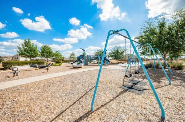$2,000 | 17231 Walden Lk Lane, Hockley, TX 77447