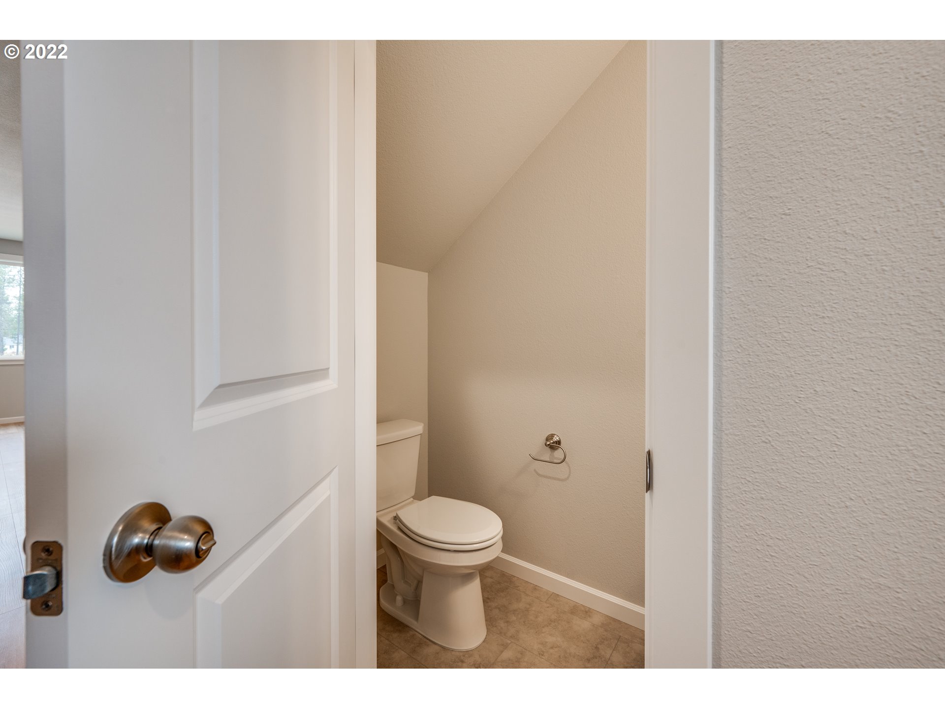 16690 Pne Crk Drive La Pine, OR 97739 - Photo 13 of 32