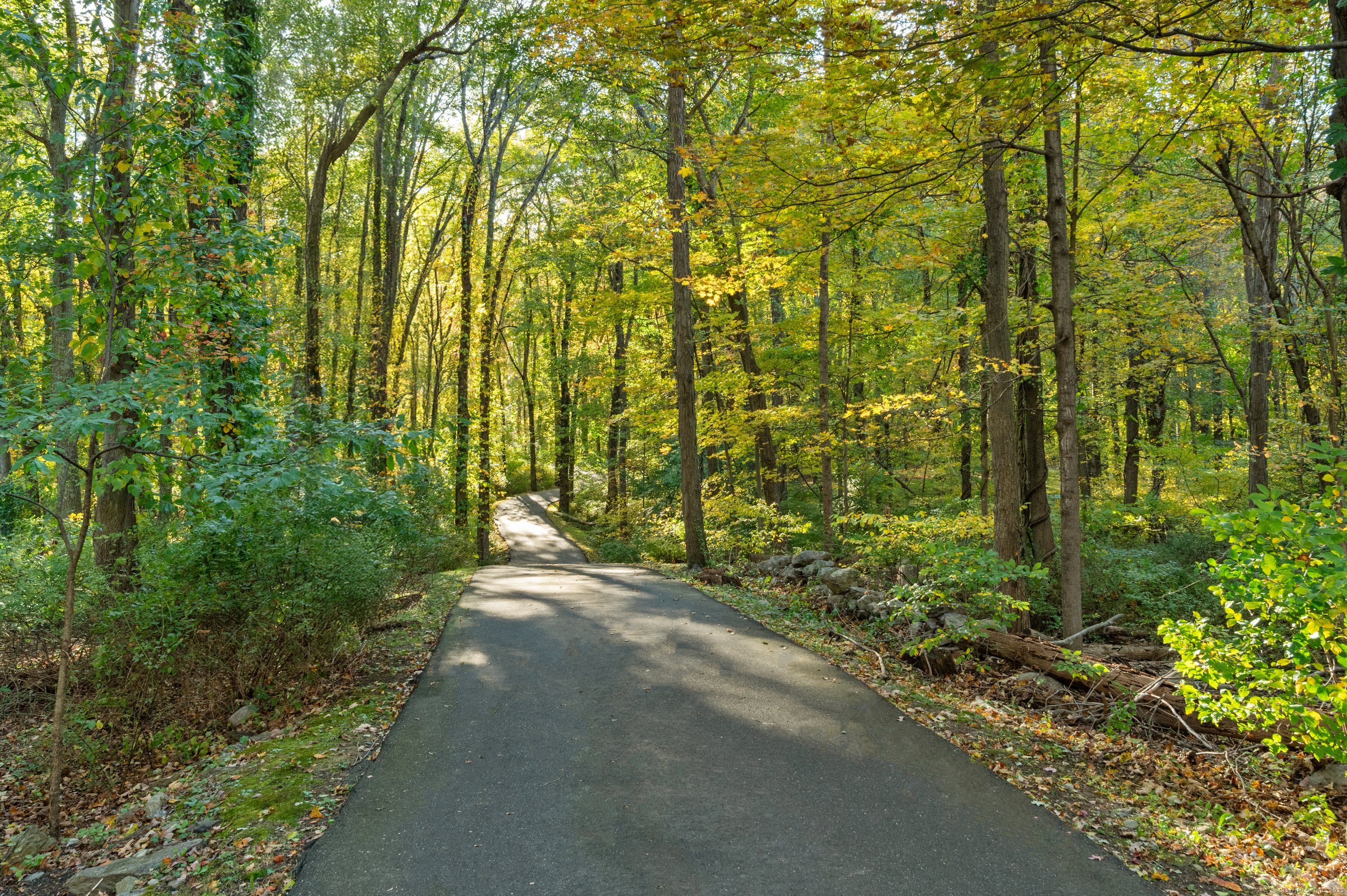 335 Georgetown Road Weston, CT 06883 - Photo 38 of 39