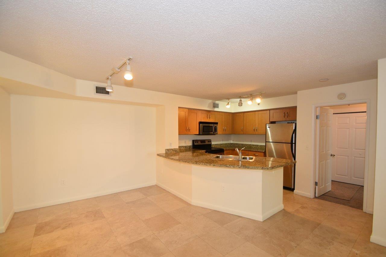 3237 Clint Moore Road, Unit 104 Boca Raton, FL 33496 - Photo 7 of 21 Kitchen and Dining