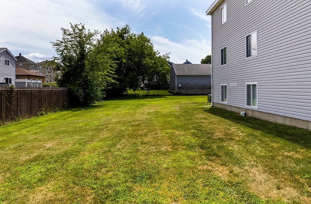 239 Glasgow Street, Unit 7 Fall River, MA 02721 - Photo 8 of 10 Gallery Image 8