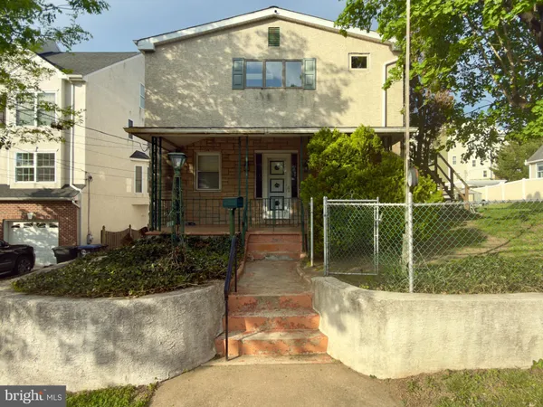 $4,000 | 422 West 6th Avenue, Conshohocken, PA 19428