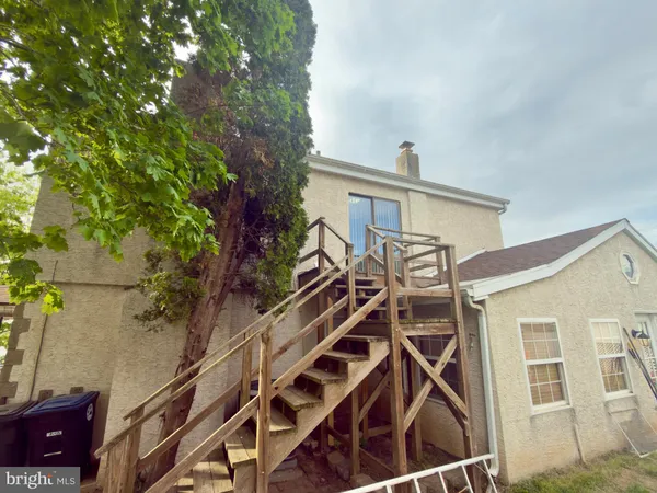 $4,000 | 422 West 6th Avenue, Conshohocken, PA 19428