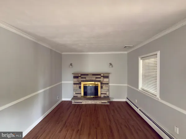 $4,000 | 422 West 6th Avenue, Conshohocken, PA 19428