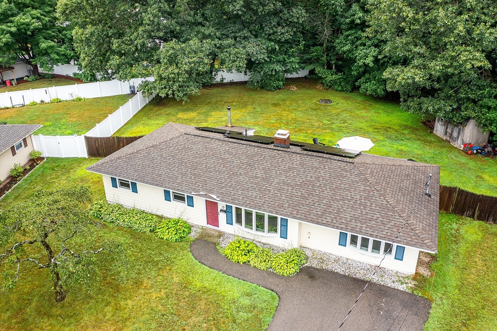 15 David Road Framingham, MA 01701 - Photo 4 of 42 Gallery Image 4