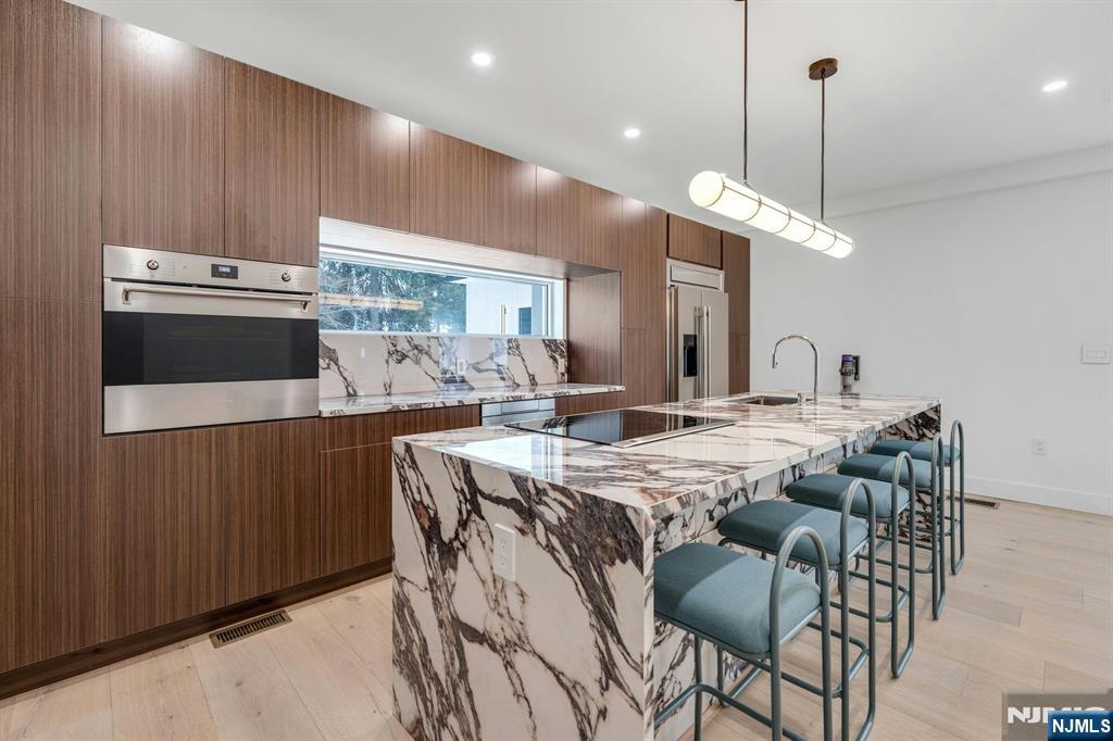 27 Knickerbocker Road Closter, NJ 07624 - Photo 8 of 25