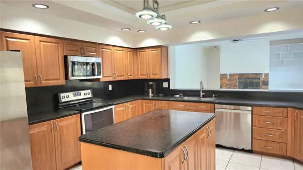 $4,400 | 3037 Crest Drive, Clearwater, FL 33759