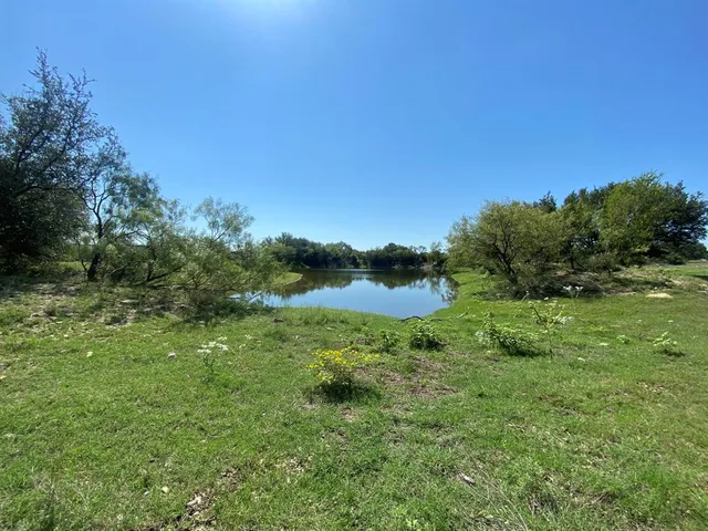 a view of an outdoor space and a yard