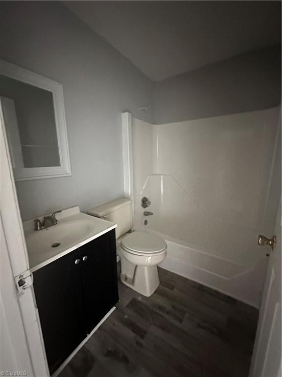 1205 Hutton Street Winston-Salem, NC 27103 - Photo 4 of 9